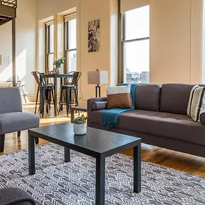 Frontdesk Whiskey Row Lofts Downtown Apartment